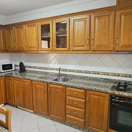 Villa Lusitana - Olhos De Agua *